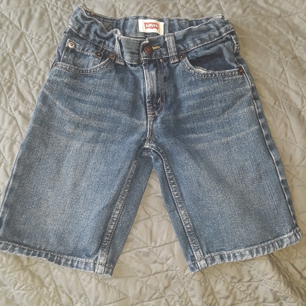 Boys Levi's shorts